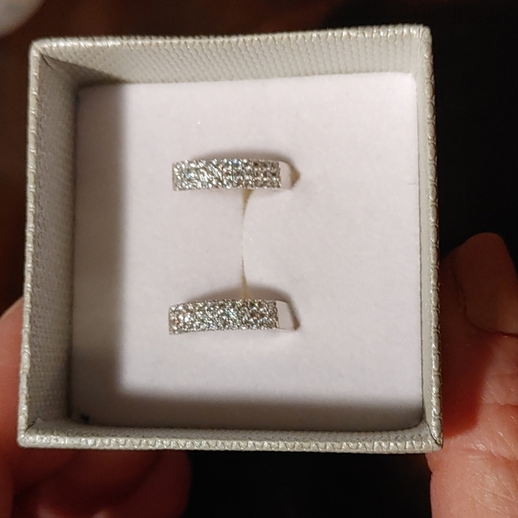 NEW Sterling Silver Hoop Earrings - Picture 6 of 7